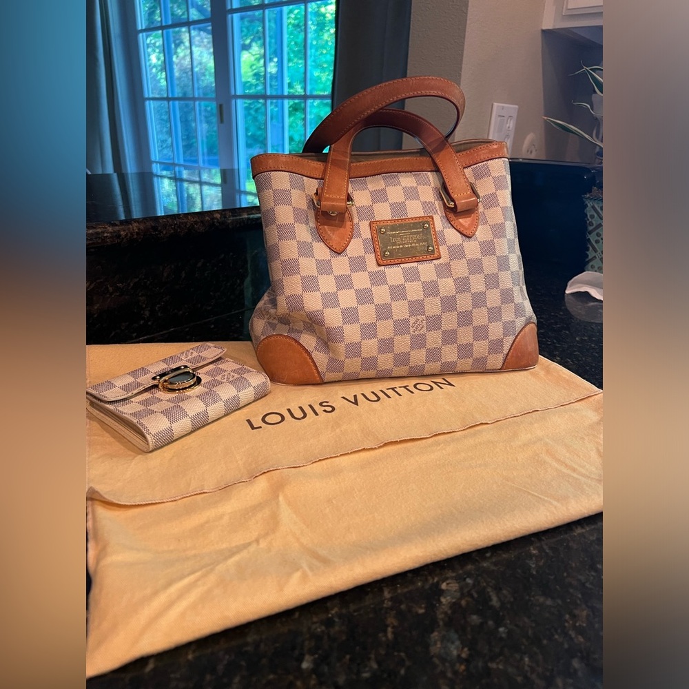 Authentic Louis Vuitton Damier Azur Canvas
Hampstead PM Bag